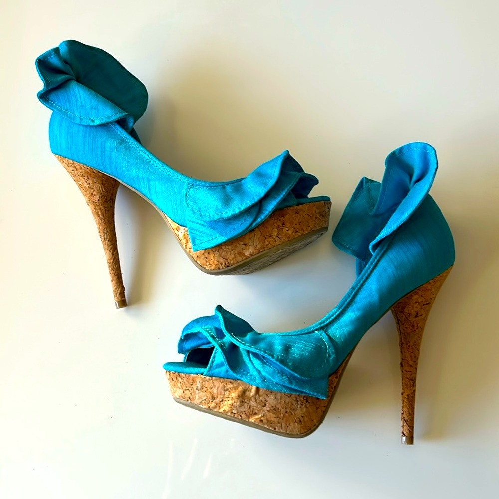 Dollhouse Heels | Blue | Size 7.5